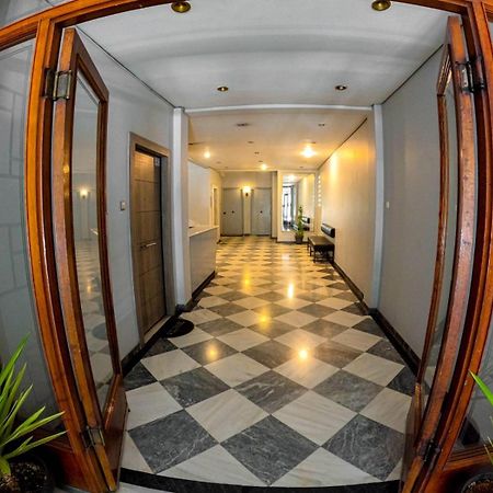 Comfortable Apt, Next To Archeological Museum! เอเธนส์ ภายนอก รูปภาพ