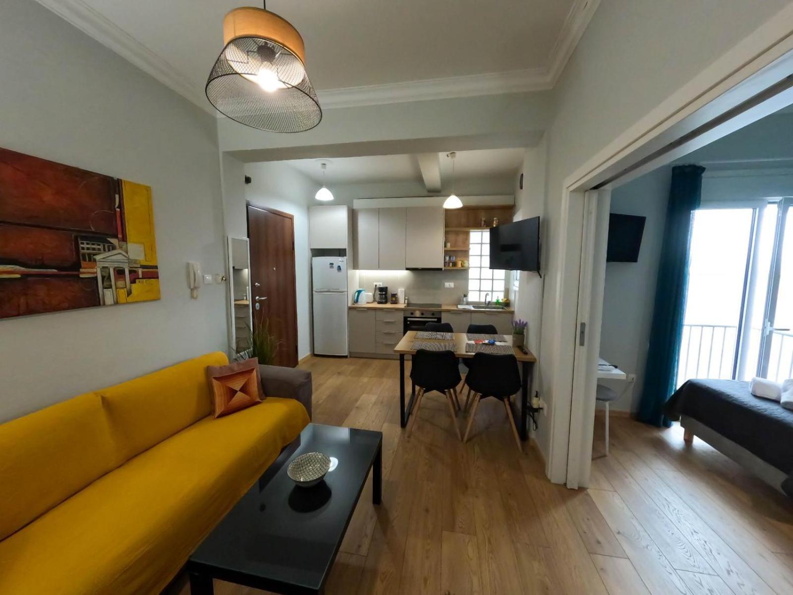 Comfortable Apt, Next To Archeological Museum! เอเธนส์ ภายนอก รูปภาพ